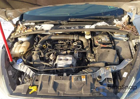 2017 Ford Focus Se z USA, uszkodzony, nr VIN 1FADP3FE0HL301529